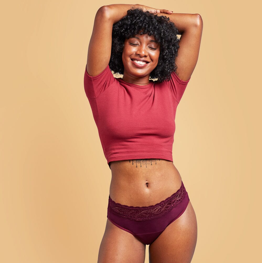 High Waist Flujo Moderado Burdeo